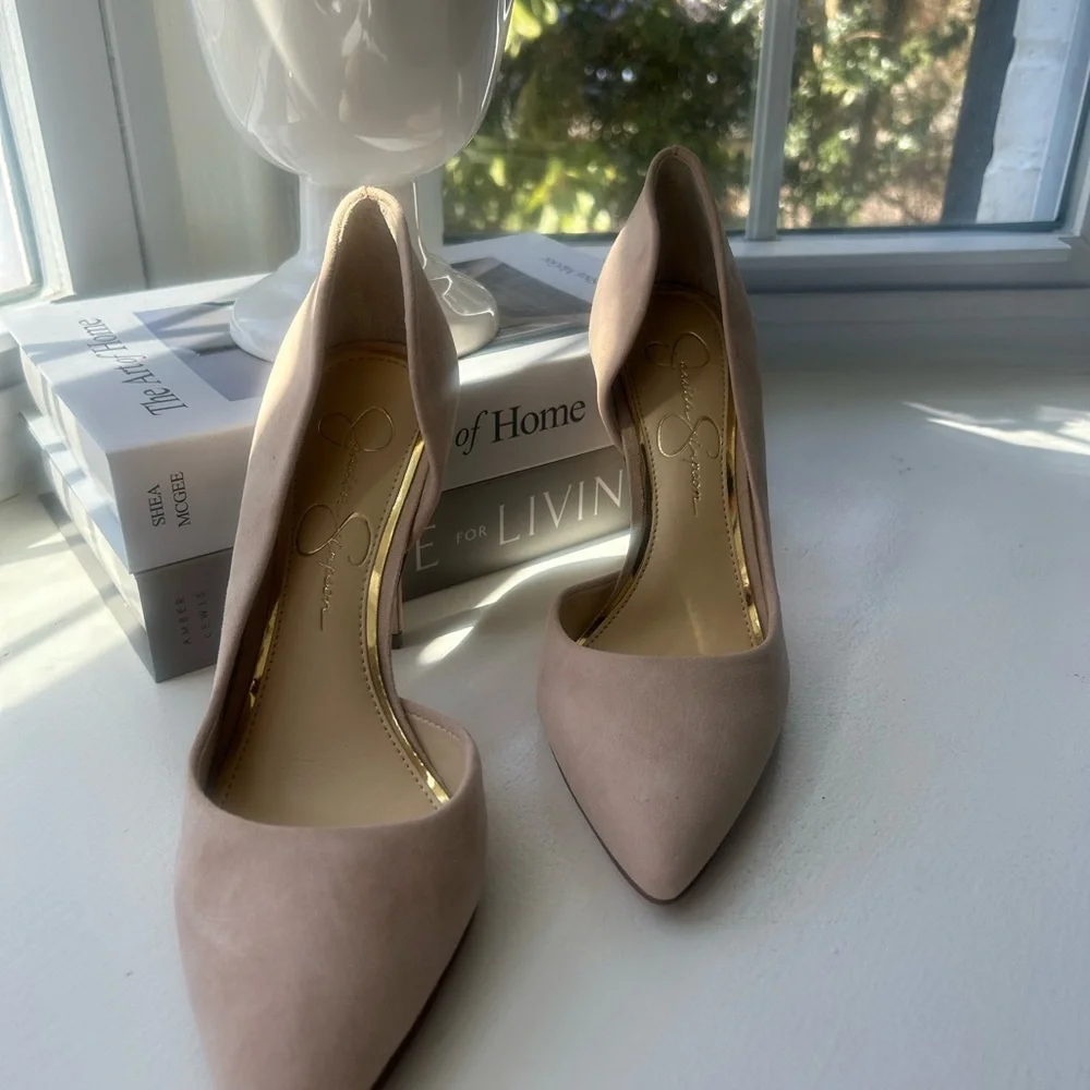 Jessica Simpson light blush pink Pointed-Toe Stiletto Pumps - Picture 2 of 3
